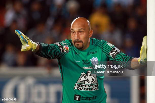 ¿A qué edad se retiró Óscar 'Conejo' Pérez?