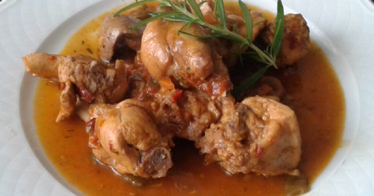 ¿Puedo alimentar a mi conejo con romero?