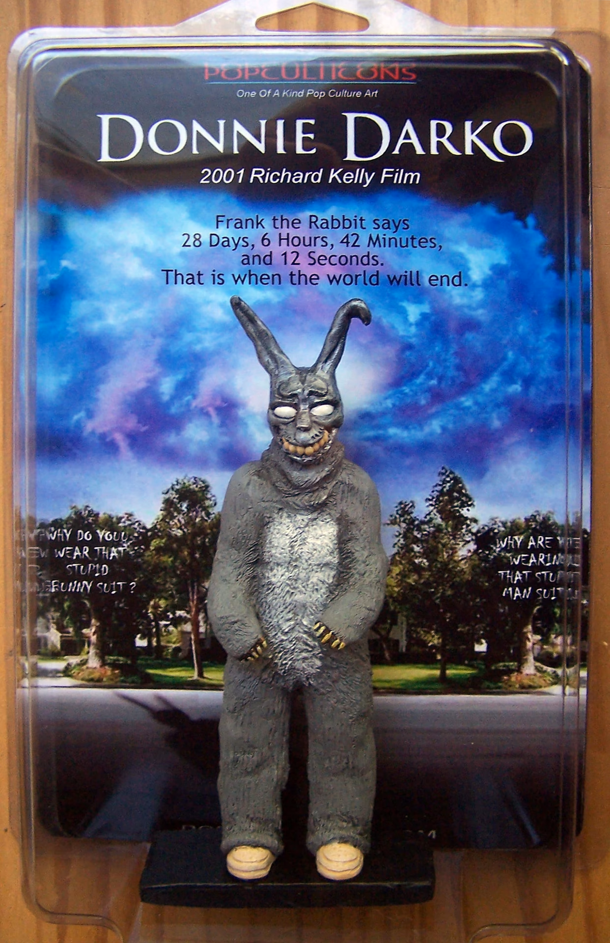 Is Frank Donnie's sister's boyfriend?